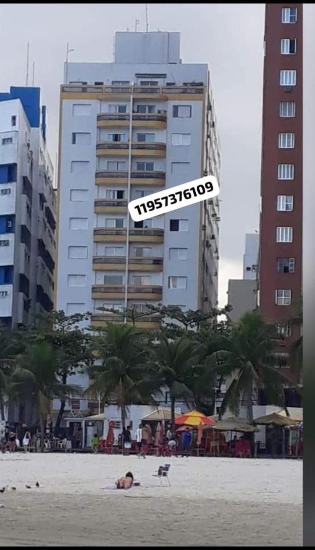 Apartamento Mobiliado Predio Frente Ao Mar Sao Vicente  Exterior photo